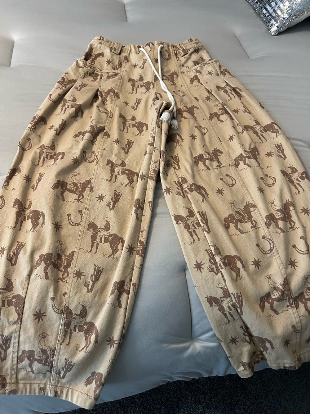 Women’s size small Cowboy Print Drawstring Pants - Beige/Brown